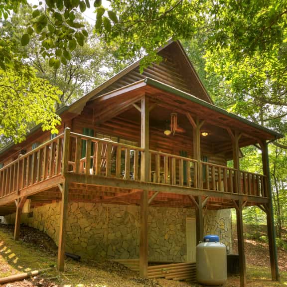 Bear Creek Lodge - Image 1