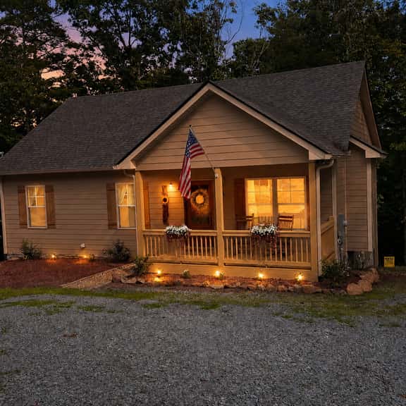 Cozy Daybreak - Image 1